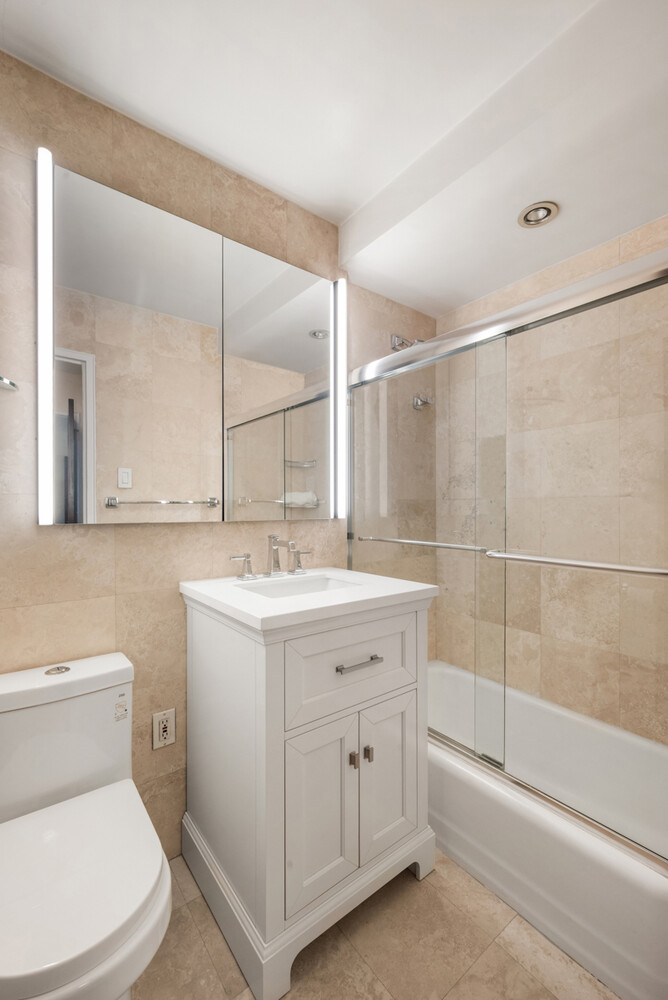 #6 photo, 16 W 16TH Street, Flatiron , NY 10011