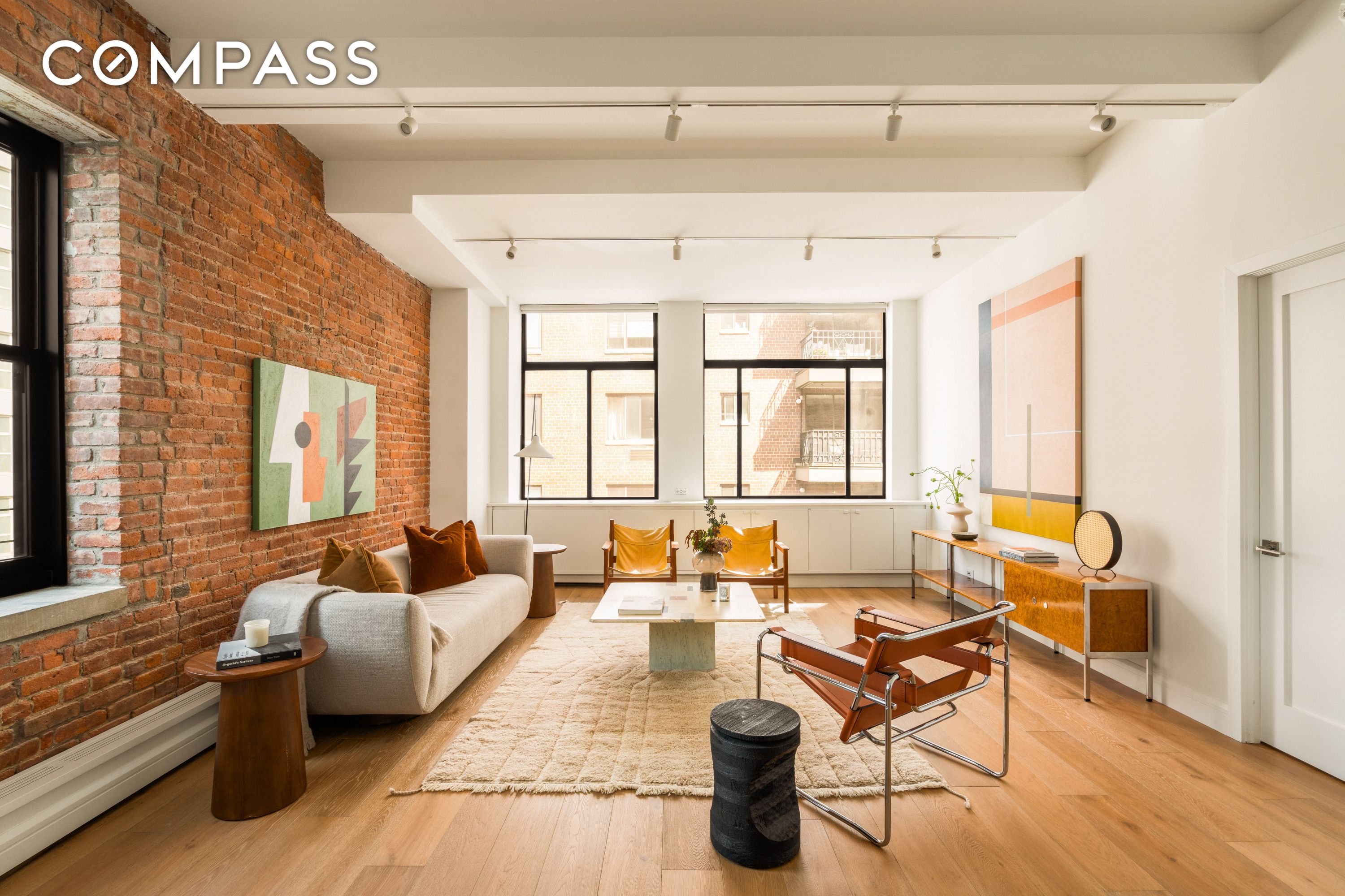 #1 photo, 165 Perry Street, मैनहटन West Village , NY 10014