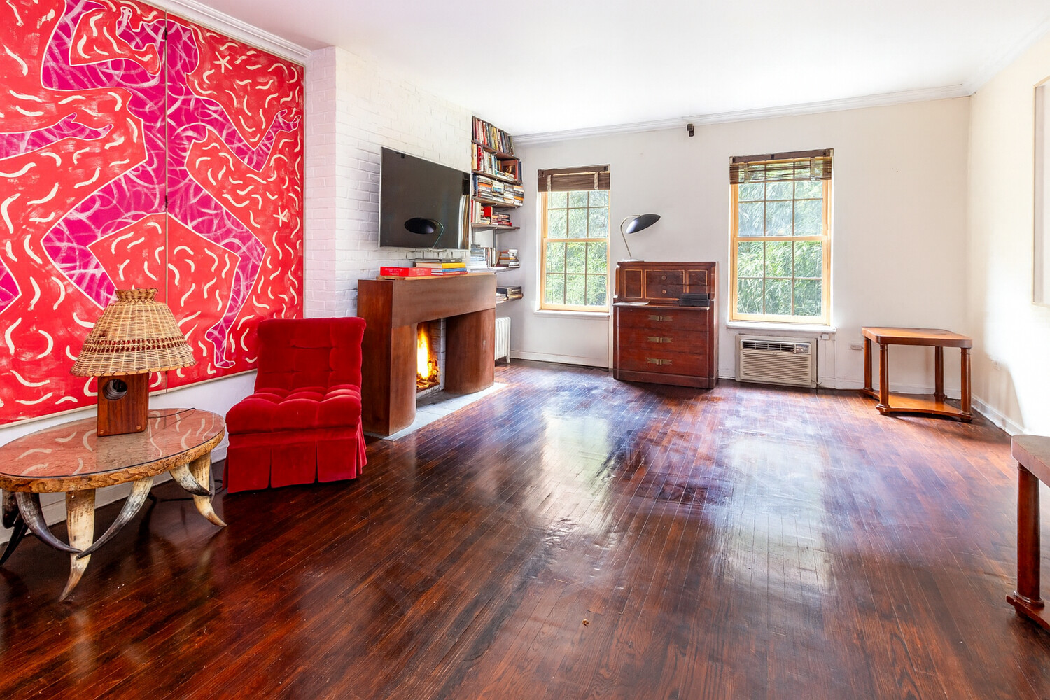 #1 photo, 312 W 19TH Street, Chelsea , NY 10011