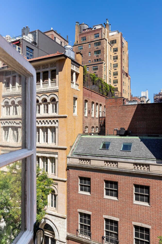 #12 photo, 40 E 62ND Street, Lenox Hill , NY 10065