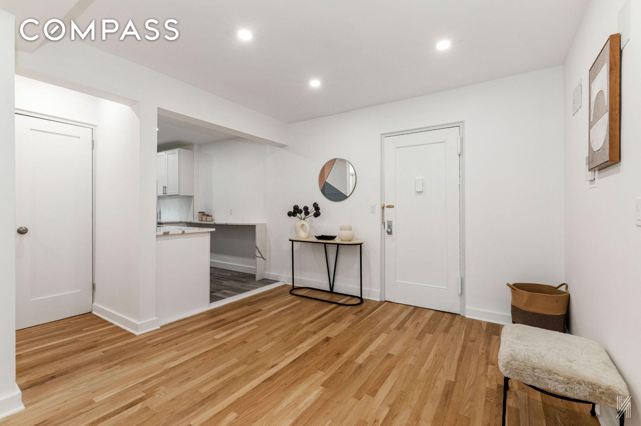 #8 photo, 34-41 85th Street, クイーンズ区 Jackson Heights , NY 11372