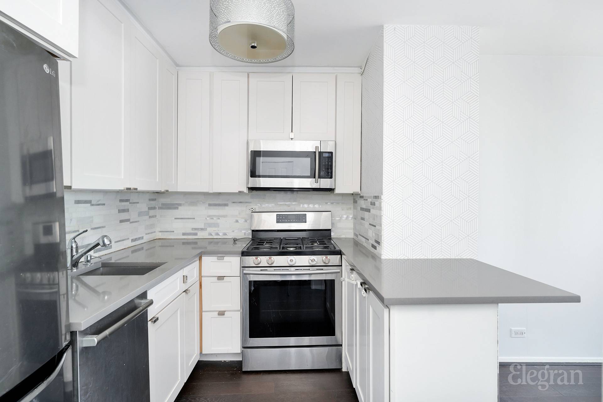 #5 photo, 340 E 93rd Street, マンハッタン Upper East Side , NY 10128