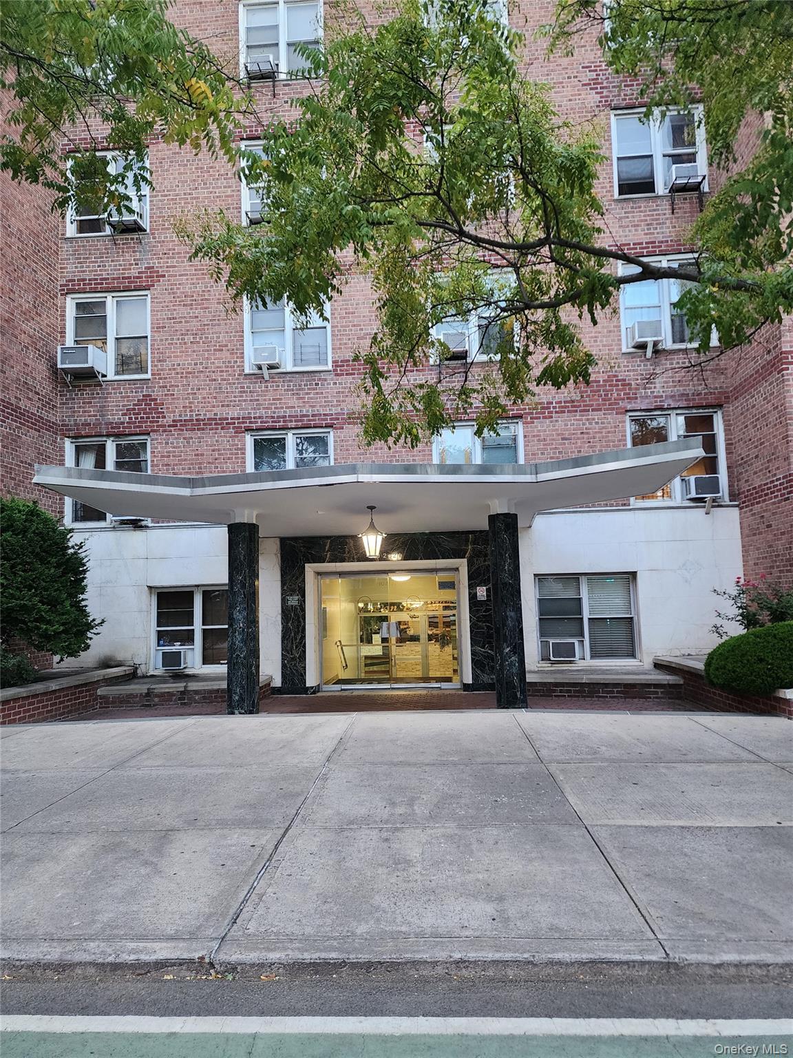 #1 photo, 102-21 63 Road, クイーンズ区 Forest Hills , NY 11375