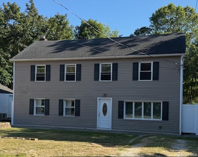 #1 photo, 180 Jefferson Street, سوفولك East Islip , NY 11730