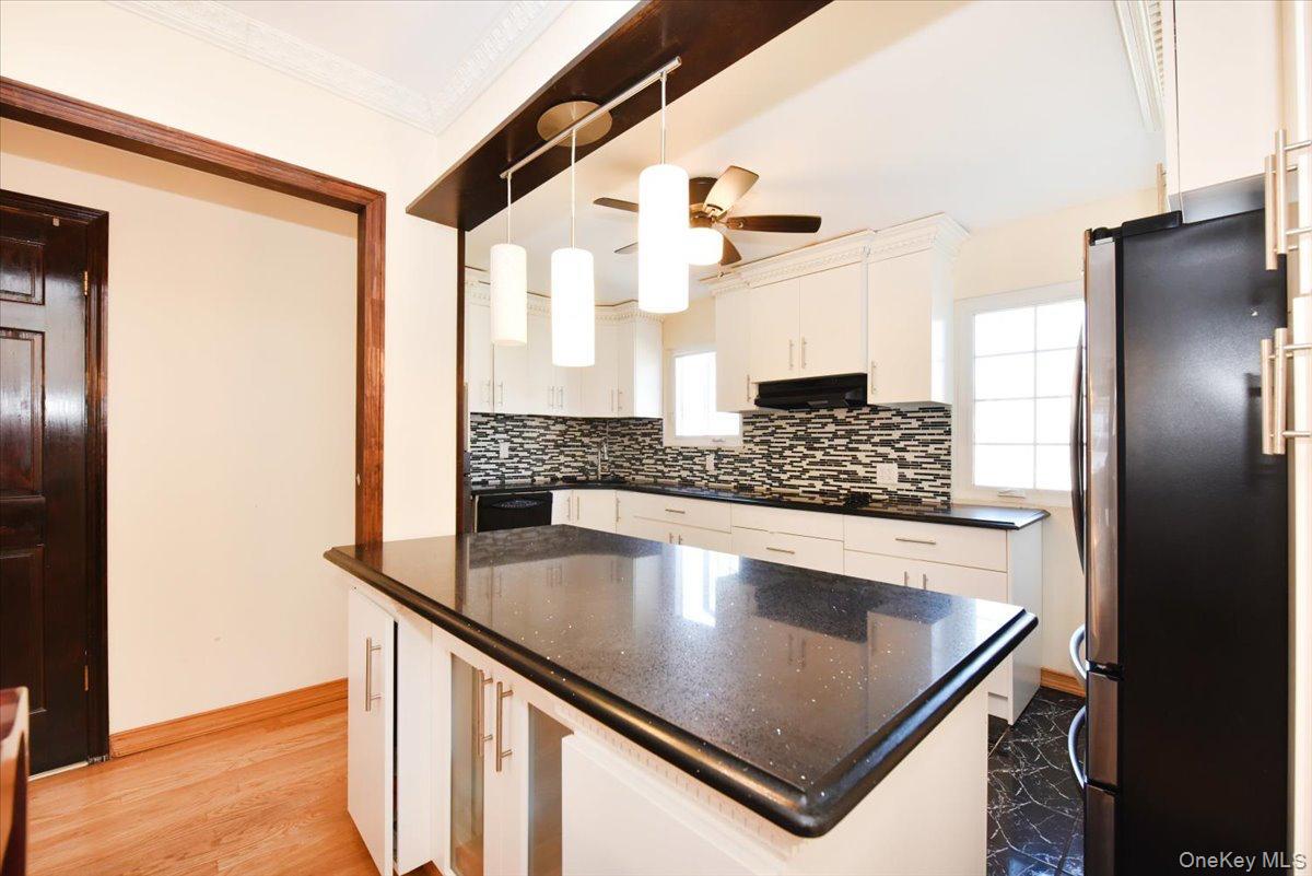 #20 photo, 15315 79th Avenue, Kew Garden Hills , NY 11367