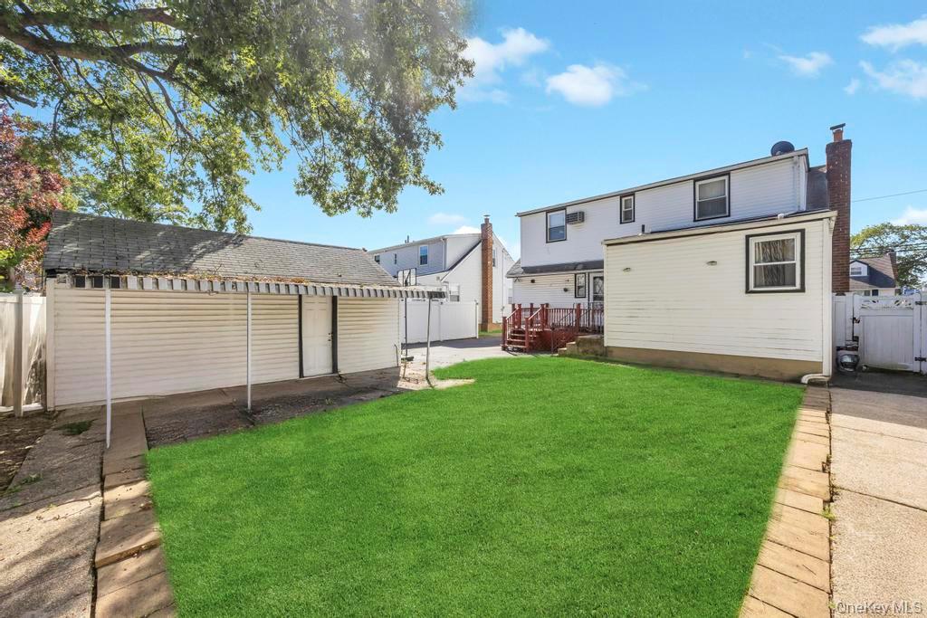 #18 photo, 181 Martens Avenue, ナッソー郡 Valley Stream , NY 11580