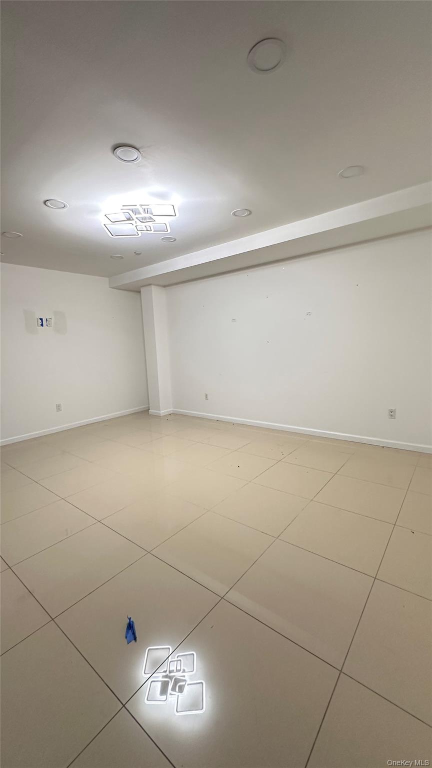 #8 photo, 50-08 39 Street, クイーンズ区 Sunnyside , NY 11104