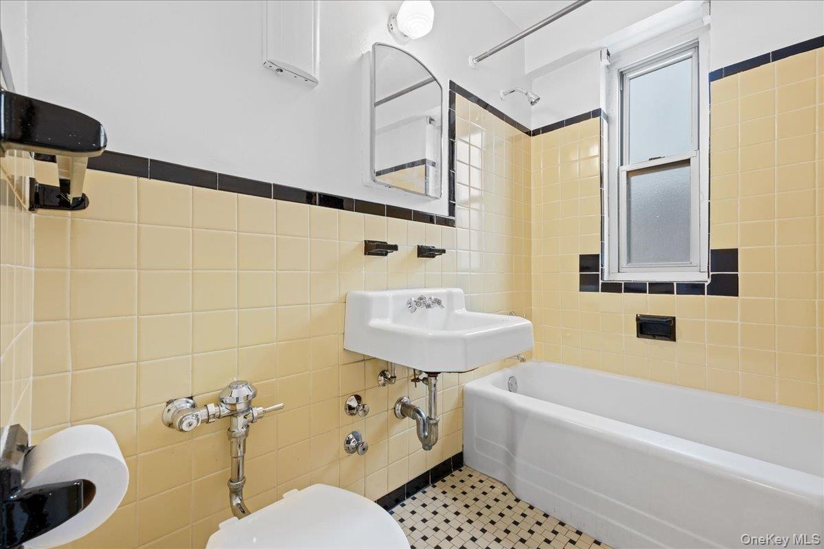 #12 photo, 477 FDR Drive, マンハッタン New York (Manhattan) , NY 10002