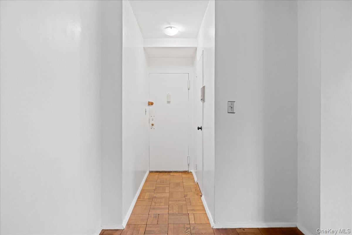 #8 photo, 477 FDR Drive, マンハッタン New York (Manhattan) , NY 10002