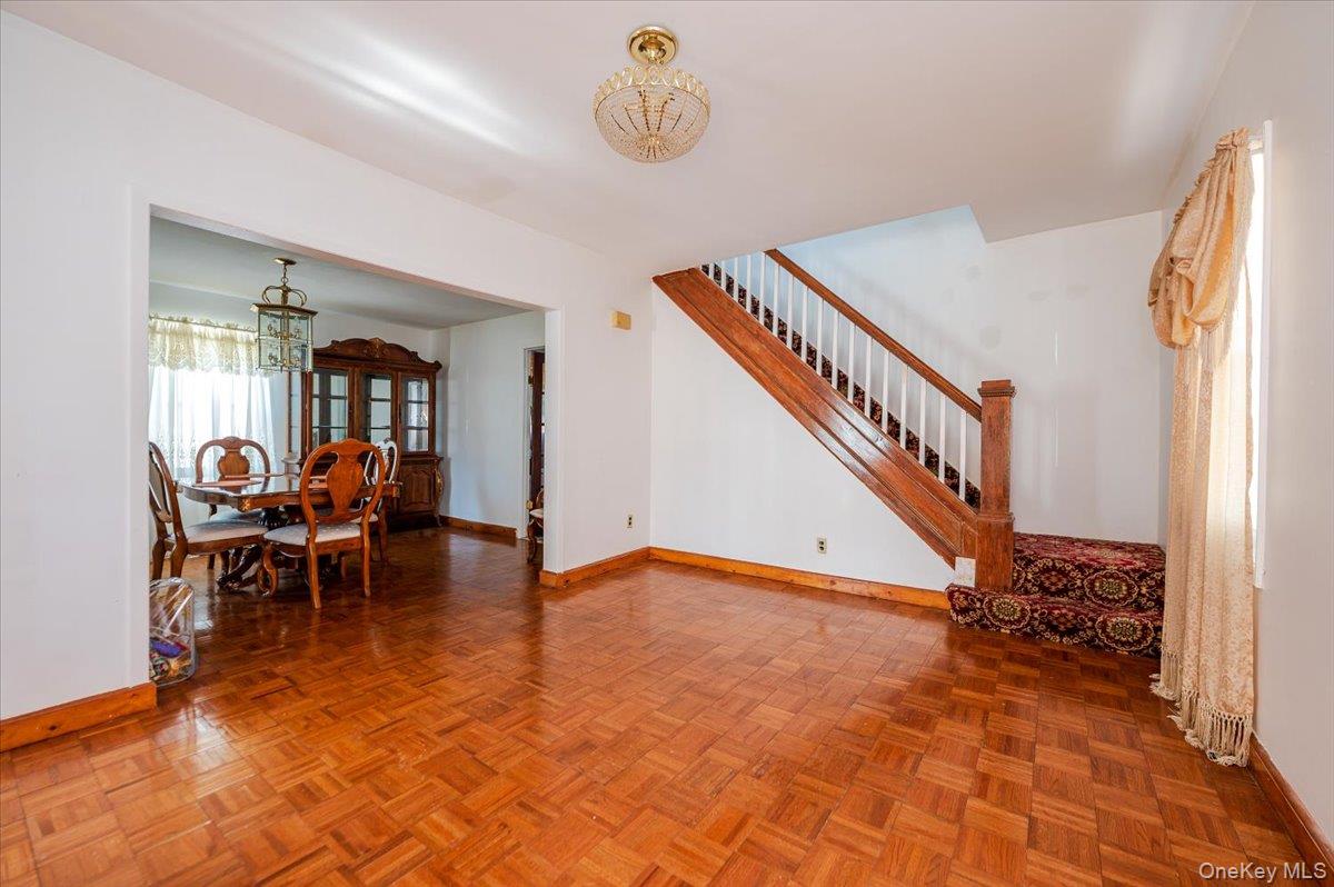 #5 photo, 12253 Milburn Street, クイーンズ区 Saint Albans , NY 11413