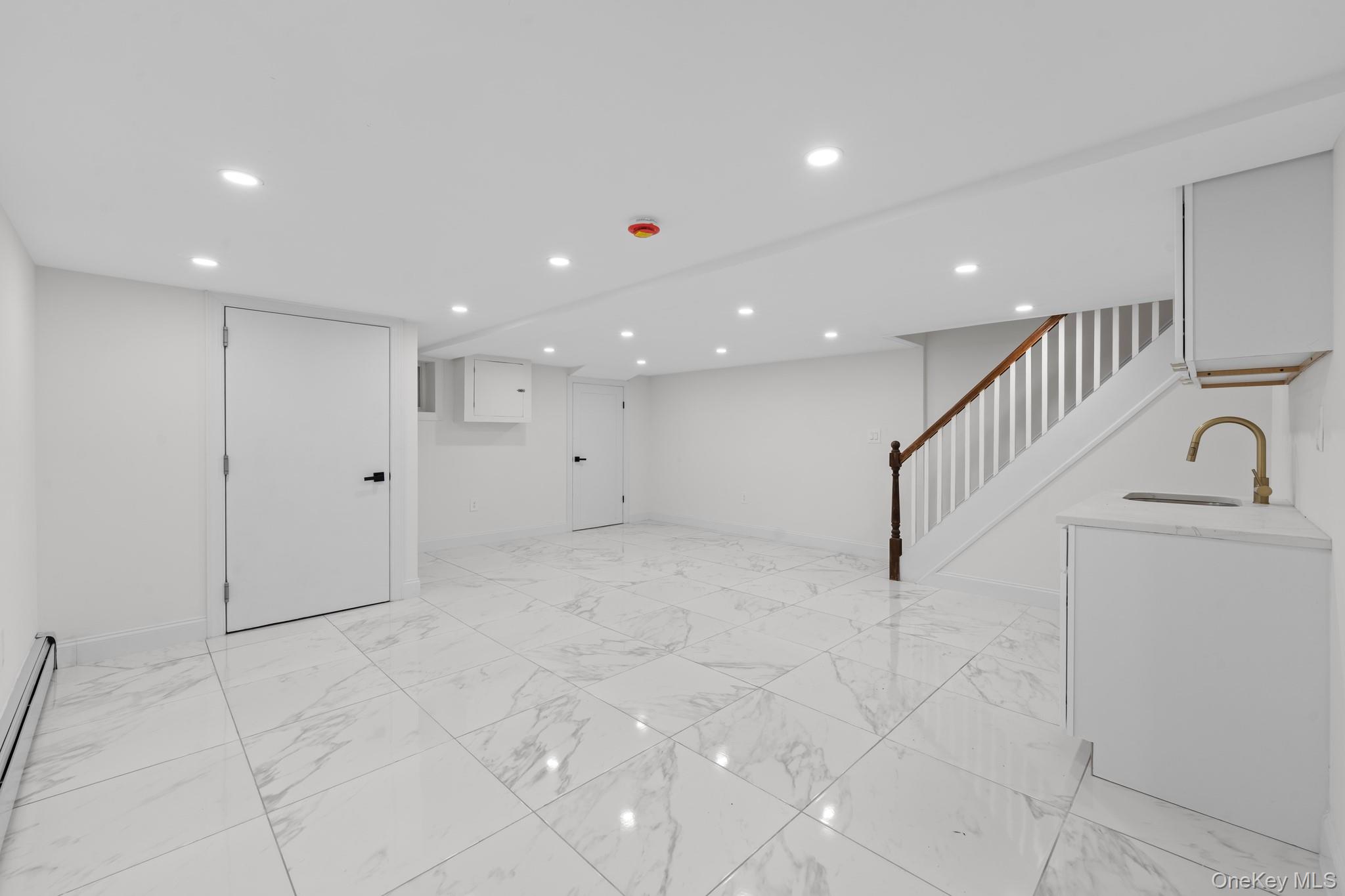 #16 photo, 11616 217th Street, クイーンズ区 Cambria Heights , NY 11411