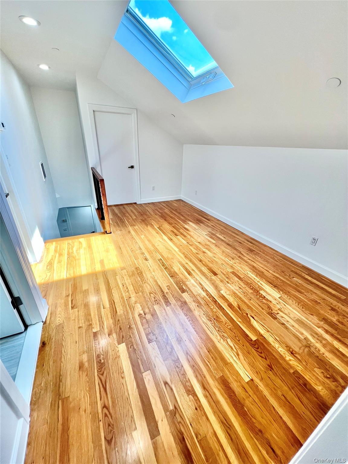 #19 photo, 4228 214th Place, クイーンズ区 Bayside , NY 11361