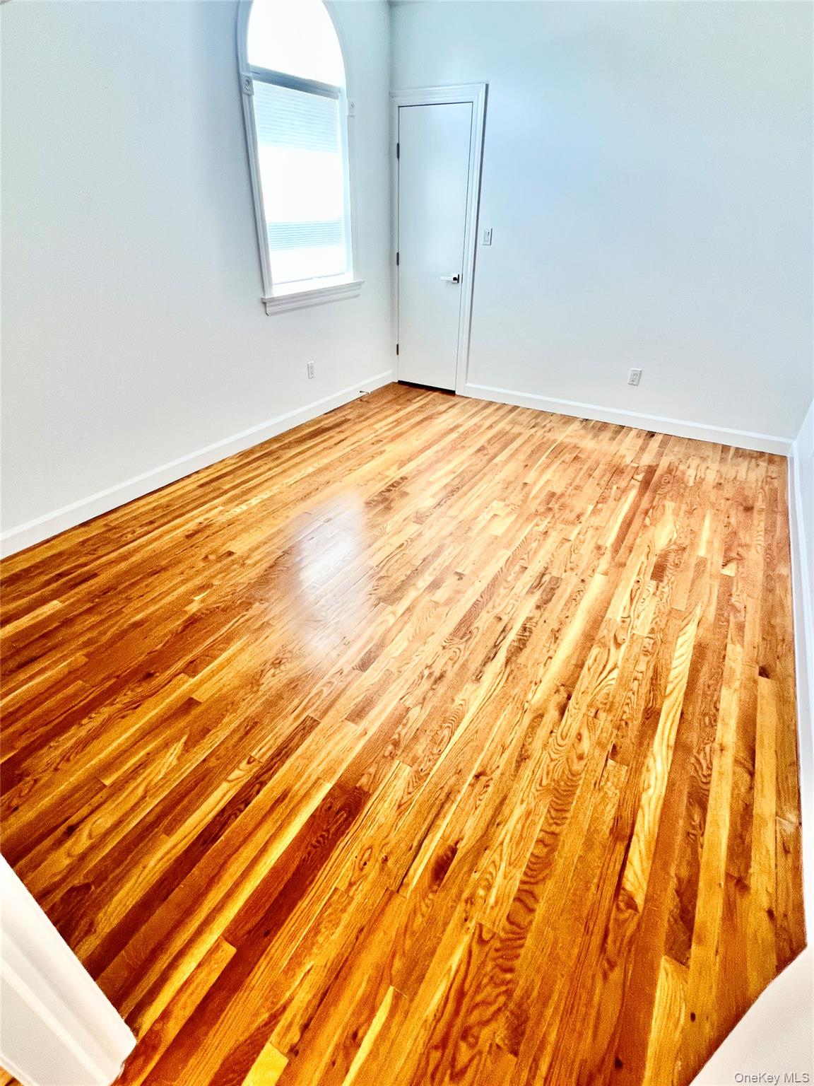 #20 photo, 4228 214th Place, クイーンズ区 Bayside , NY 11361