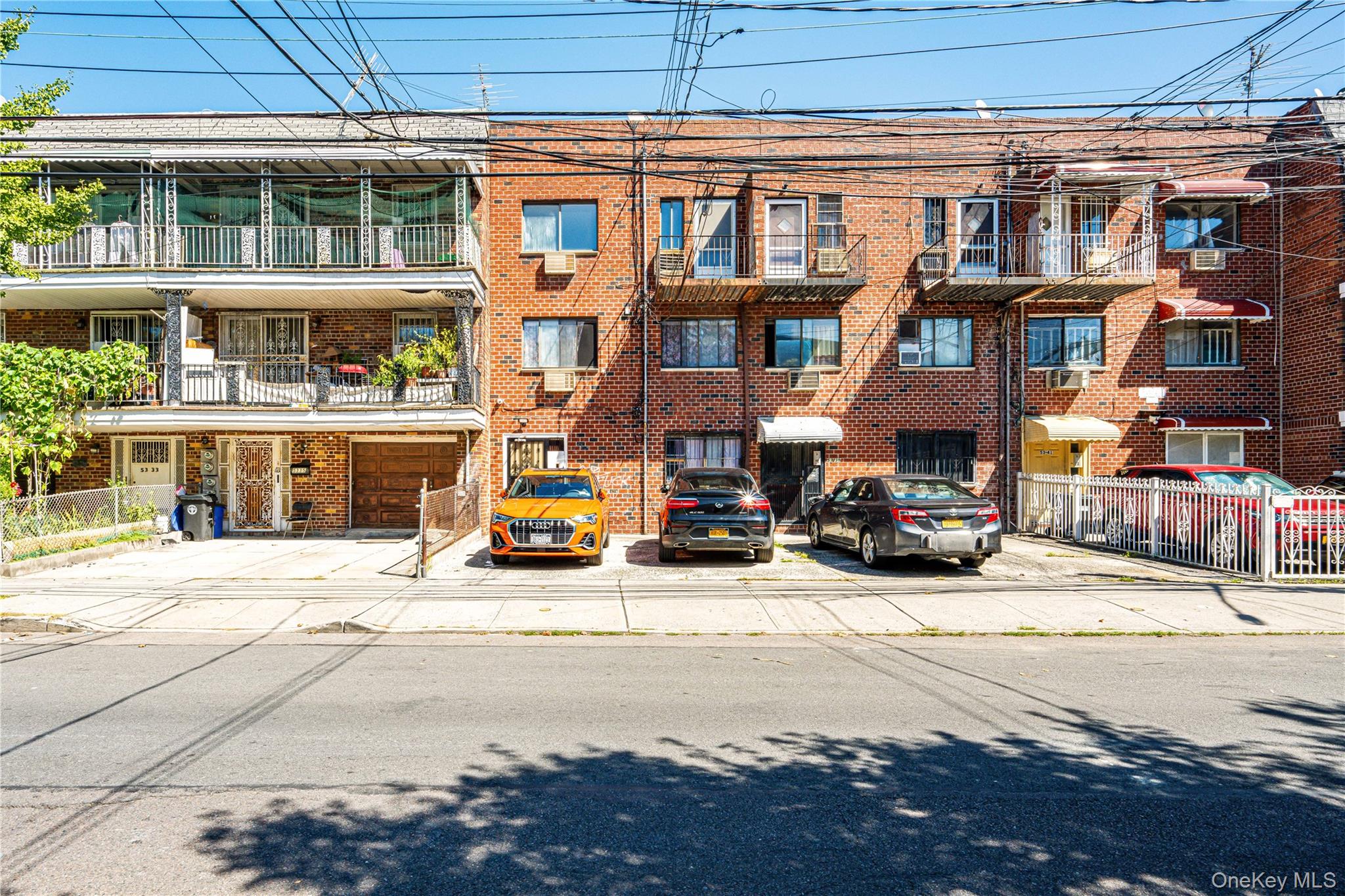 #2 photo, 53-37 97 Street, クイーンズ区 Corona , NY 11368