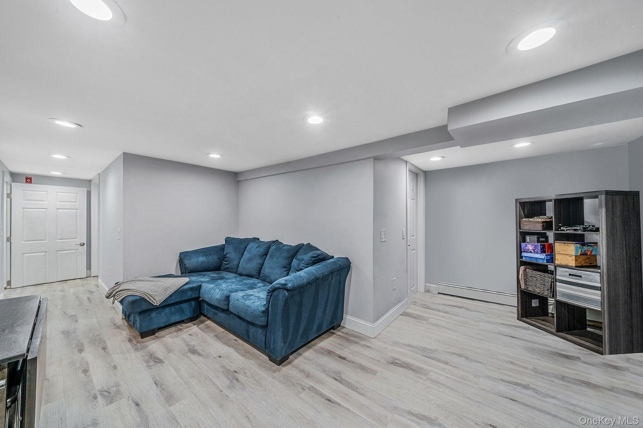 #7 photo, 10 Community Road, サフォーク郡 Coram , NY 11727