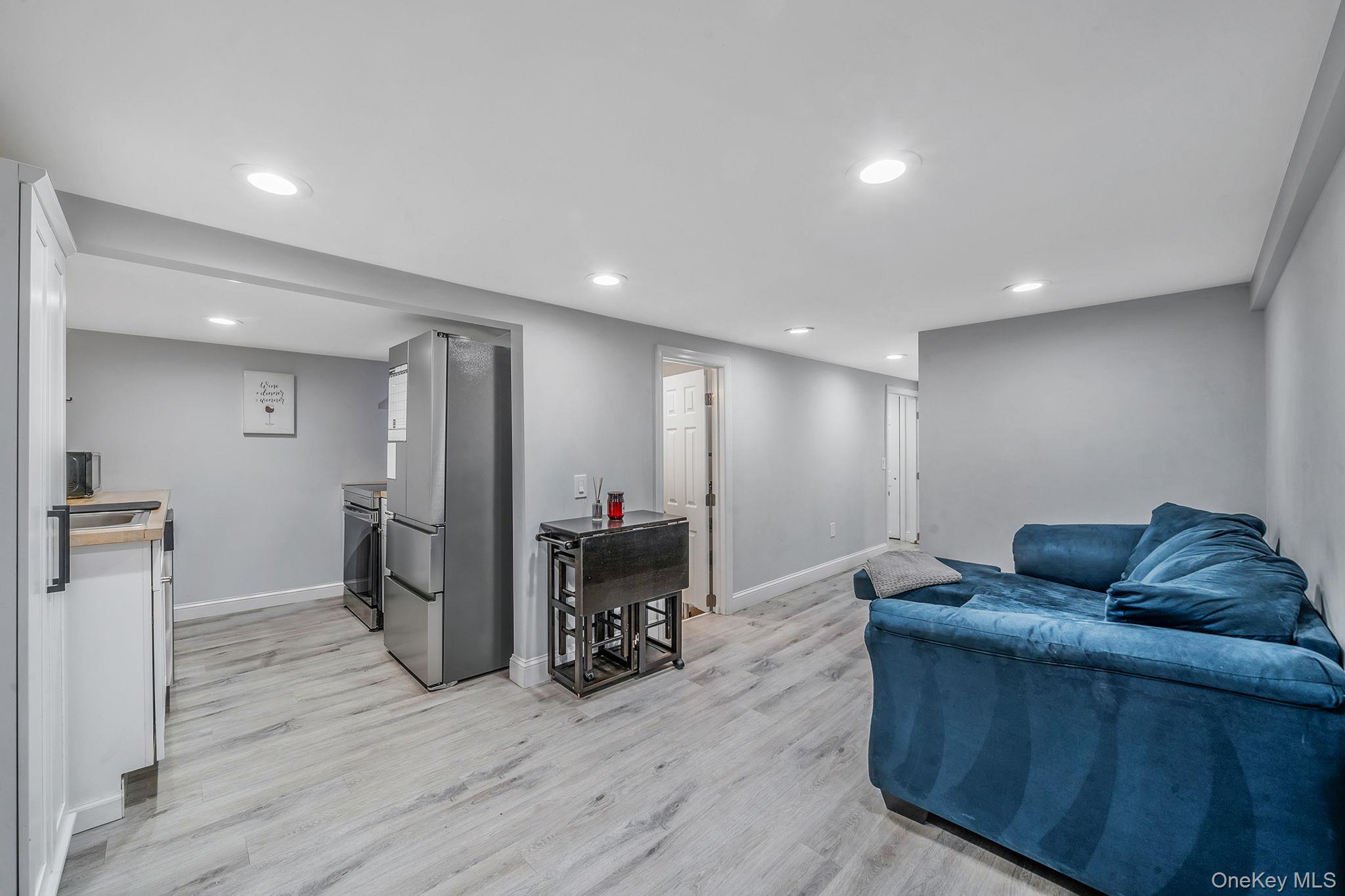 #8 photo, 10 Community Road, サフォーク郡 Coram , NY 11727