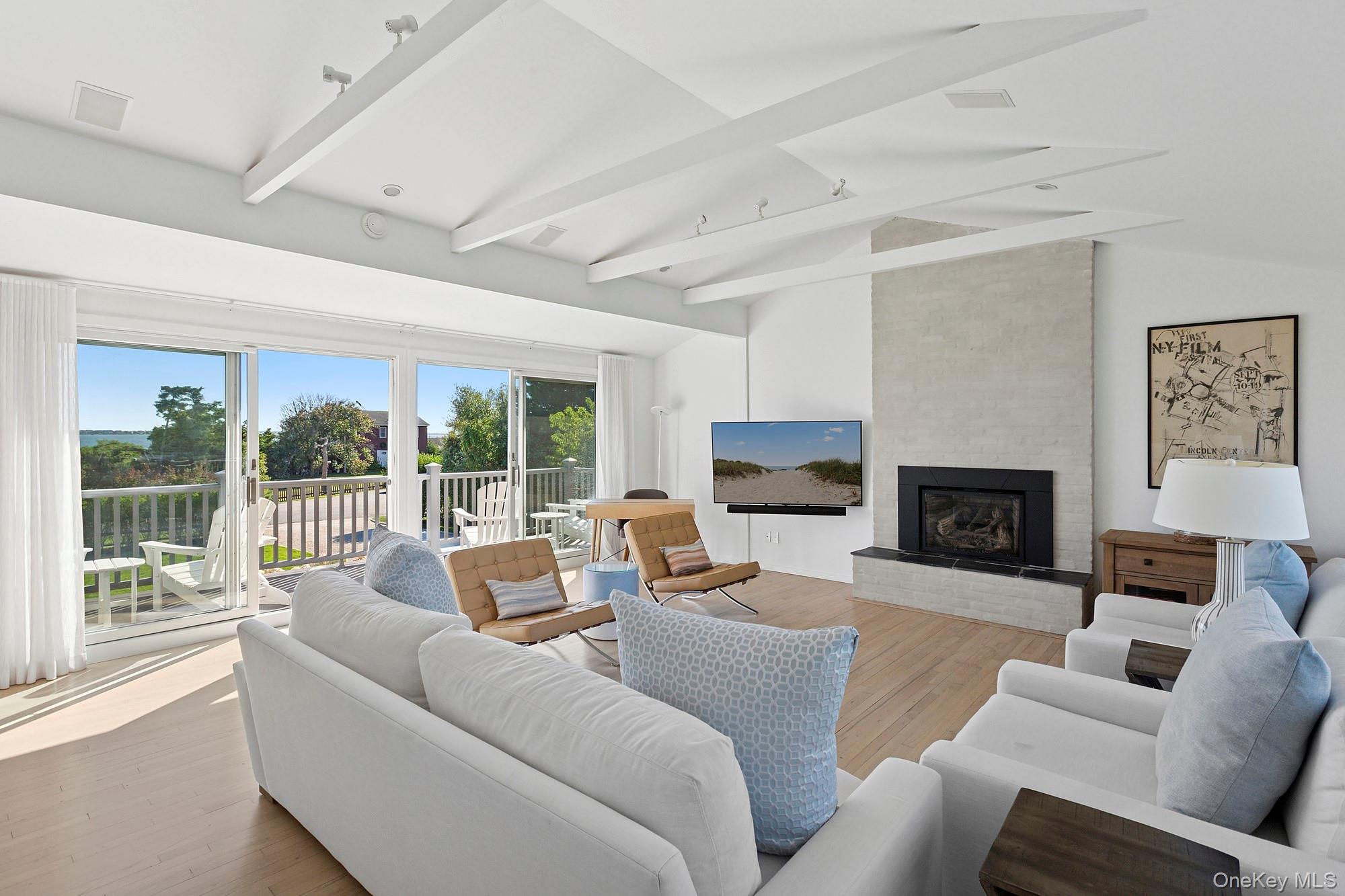 #4 photo, 4 Bayberry Lane, サフォーク郡 Remsenburg , NY 11960