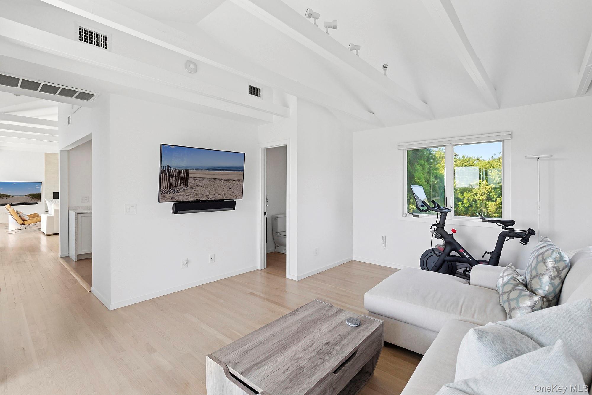 #7 photo, 4 Bayberry Lane, サフォーク郡 Remsenburg , NY 11960