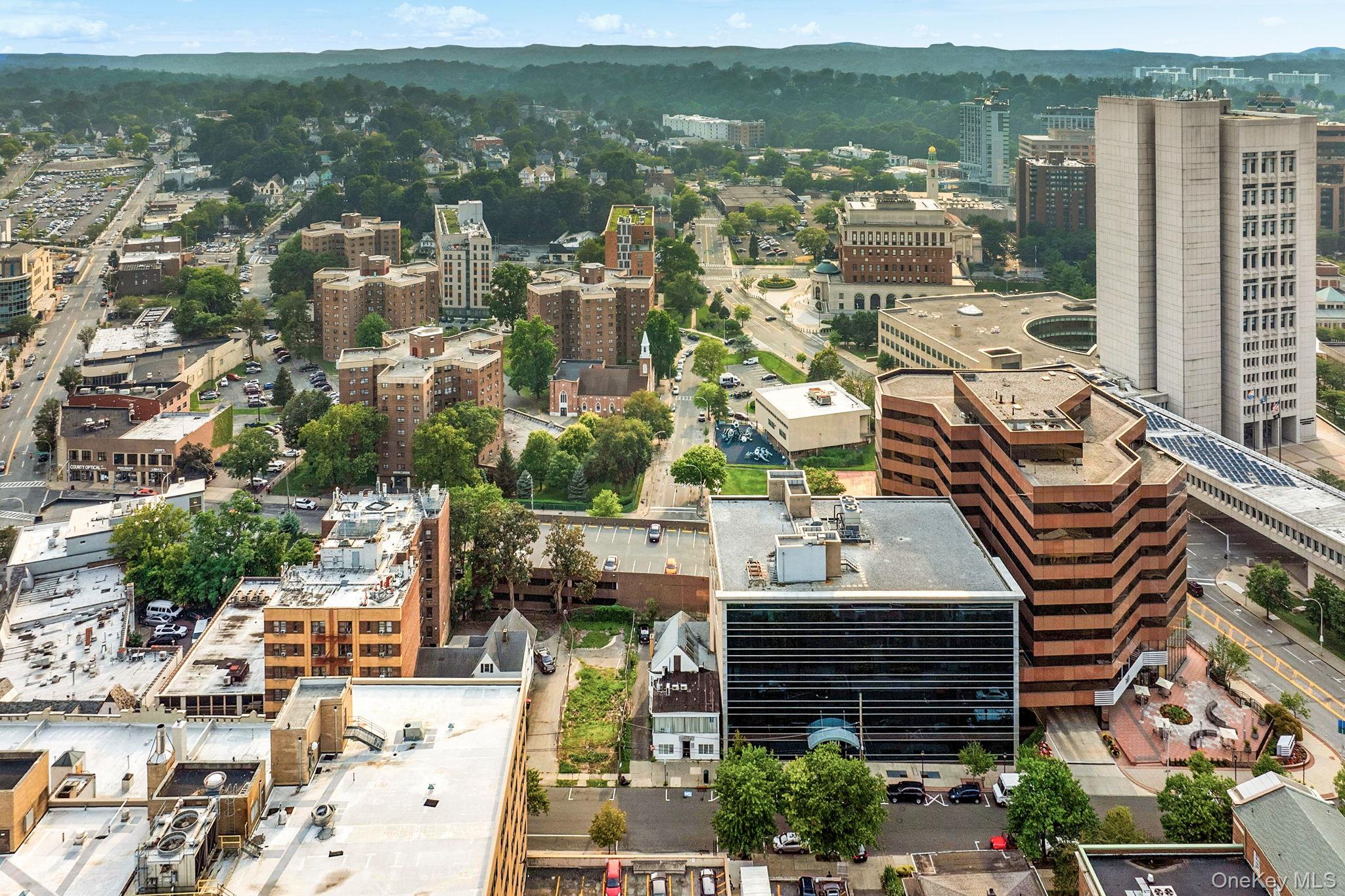 #11 photo, 158 Grand Street, White Plains , NY 10601