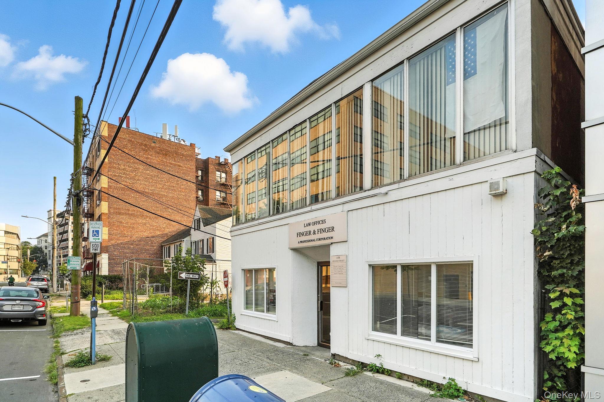 #3 photo, 158 Grand Street, White Plains , NY 10601