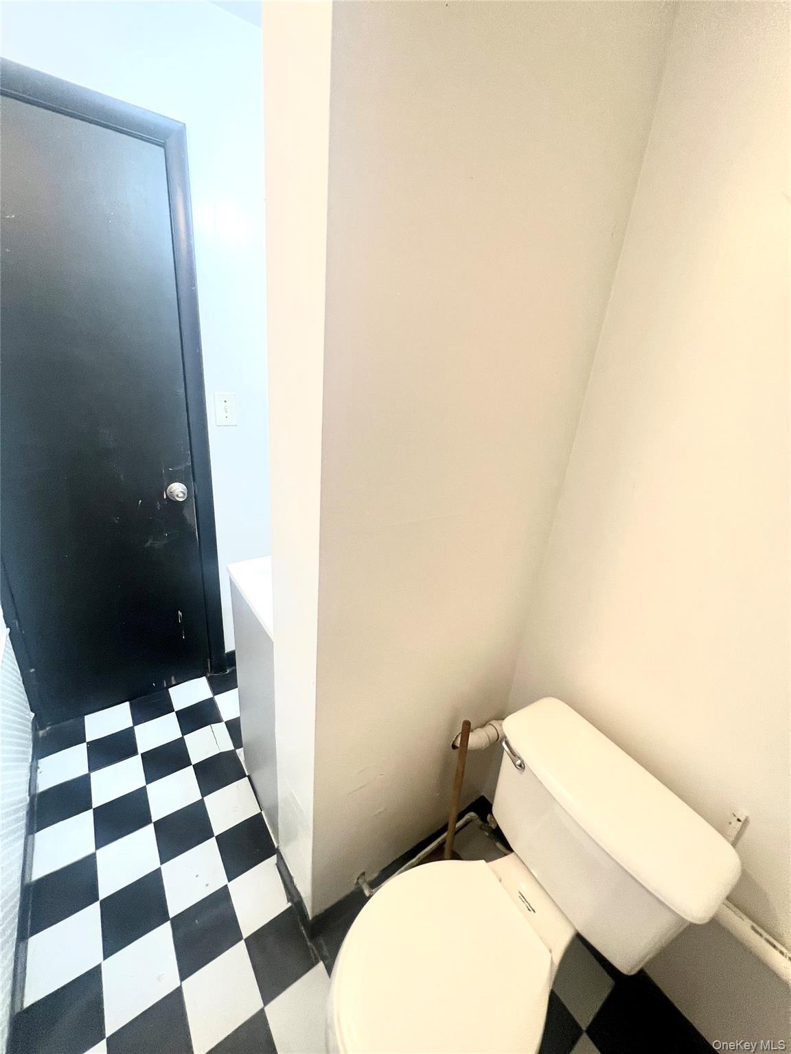 #12 photo, 108 Prospect Avenue, Middletown , NY 10940