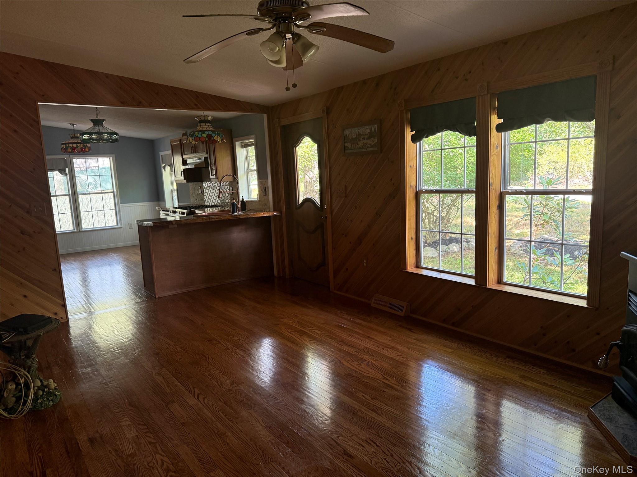 #11 photo, 35 Oneida Trail, Glen Spey , NY 12737