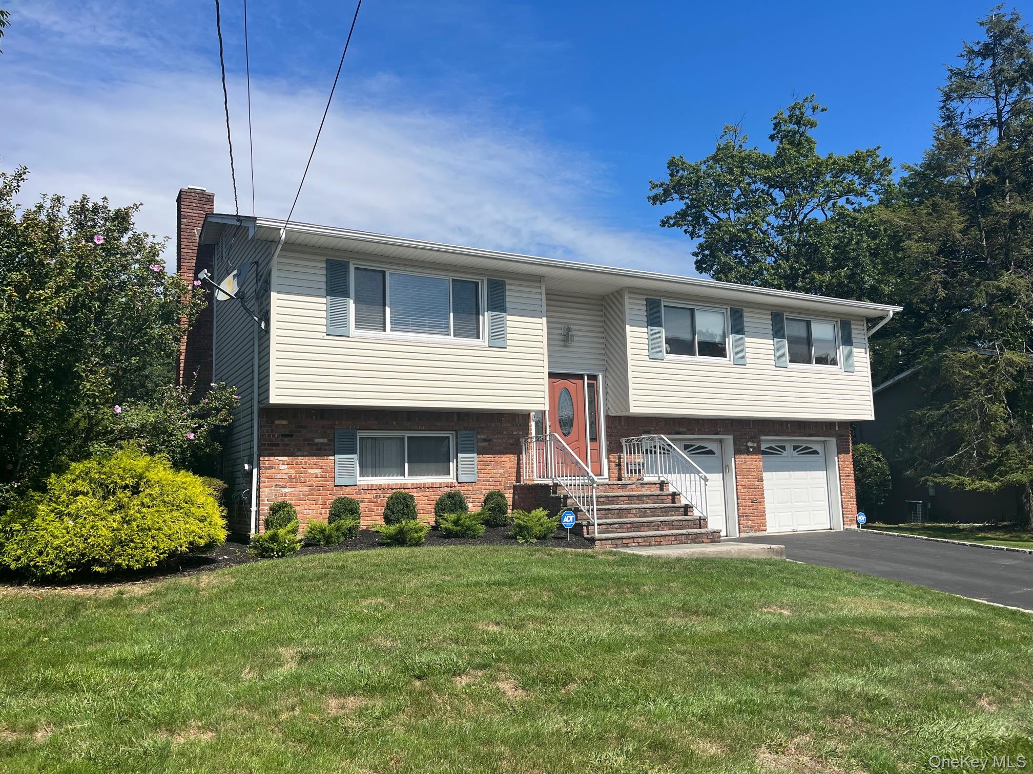 #1 photo, 206 Howard Avenue, Orangeburg , NY 10962