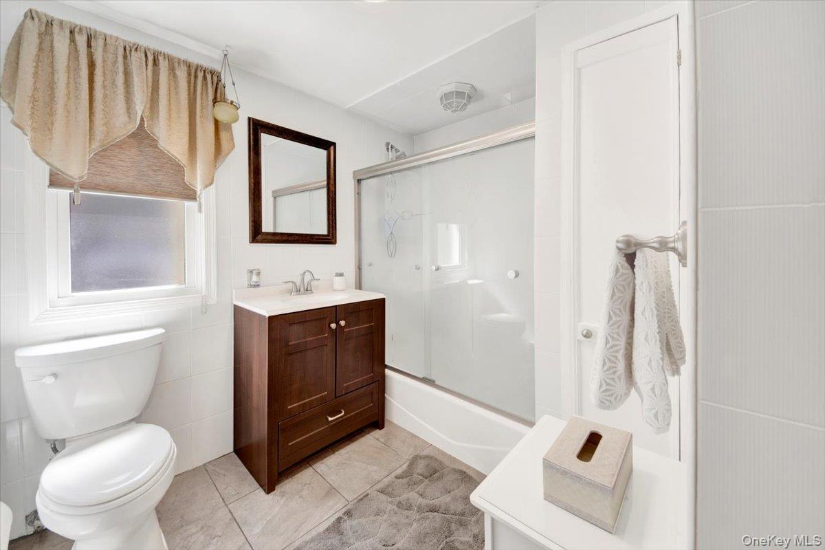 #13 photo, 656 Wilcox Avenue, ブロンクス区 Bronx , NY 10465