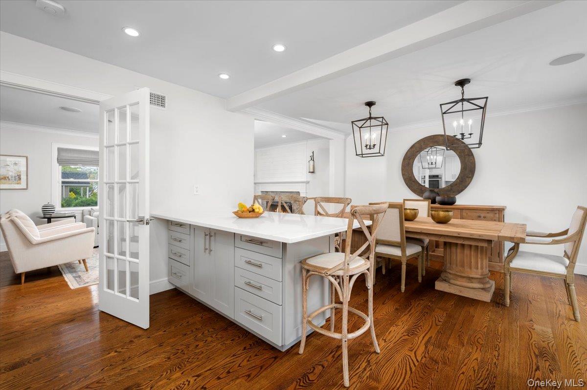 #15 photo, 33 Temple Street, Harrison , NY 10528