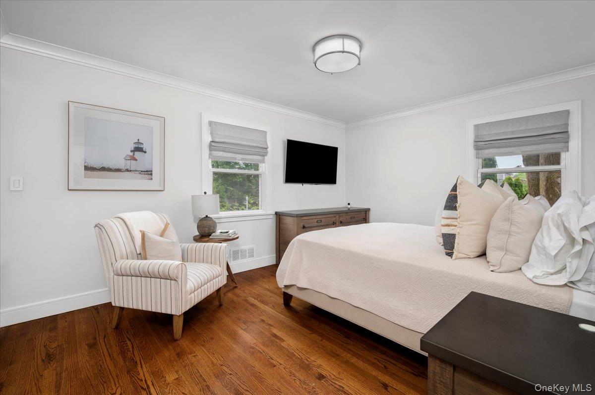 #18 photo, 33 Temple Street, Harrison , NY 10528