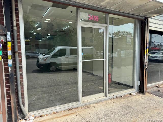 #1 photo, 3459 E Tremont Avenue, Bronx , NY 10465