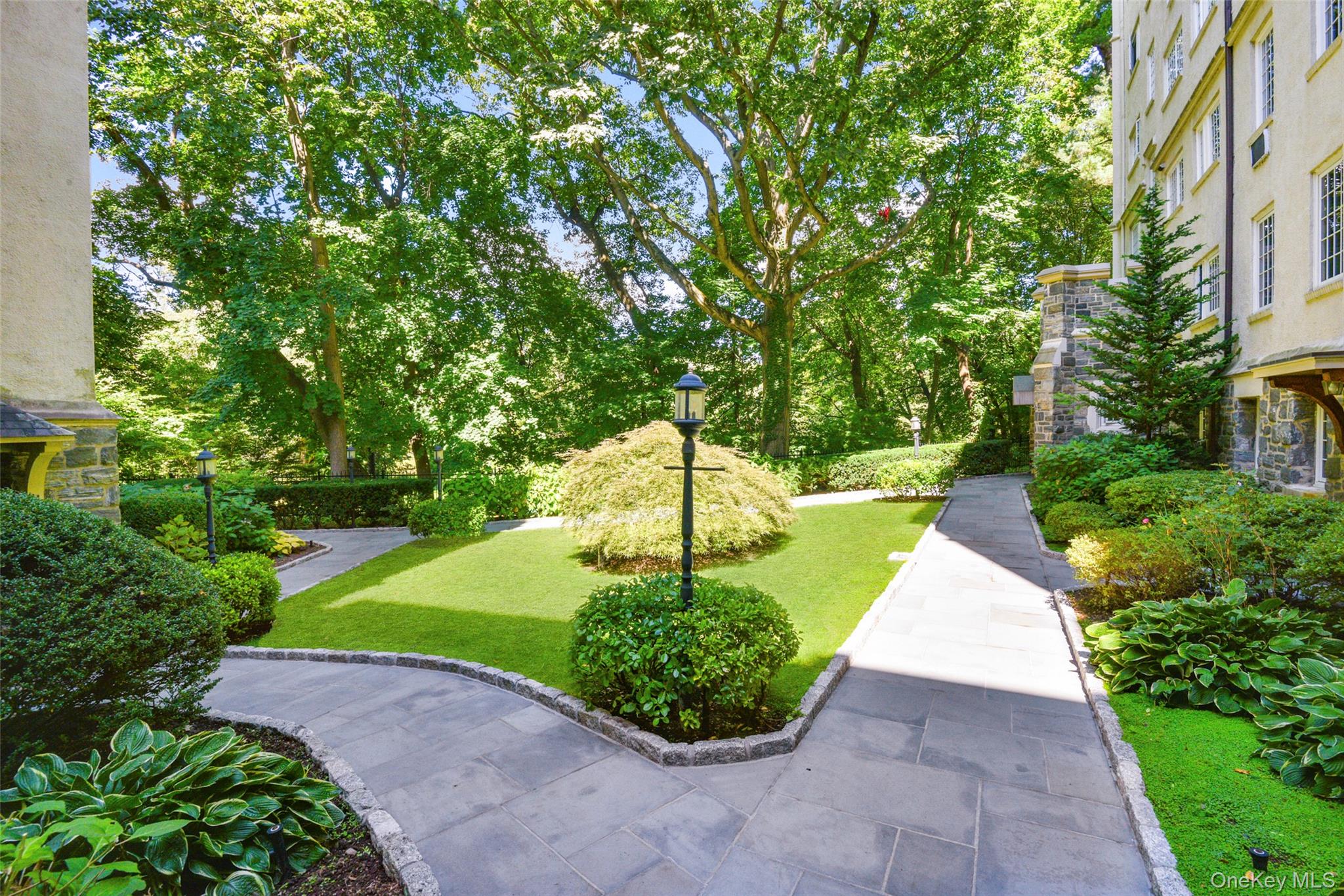 #2 photo, 1 Rivermere, Bronxville , NY 10708
