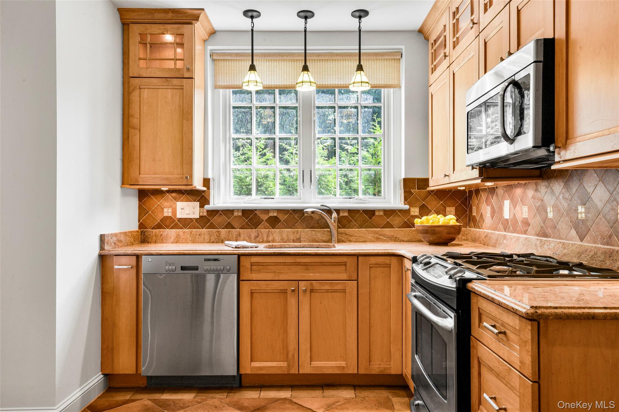 #8 photo, 1 Rivermere, Bronxville , NY 10708