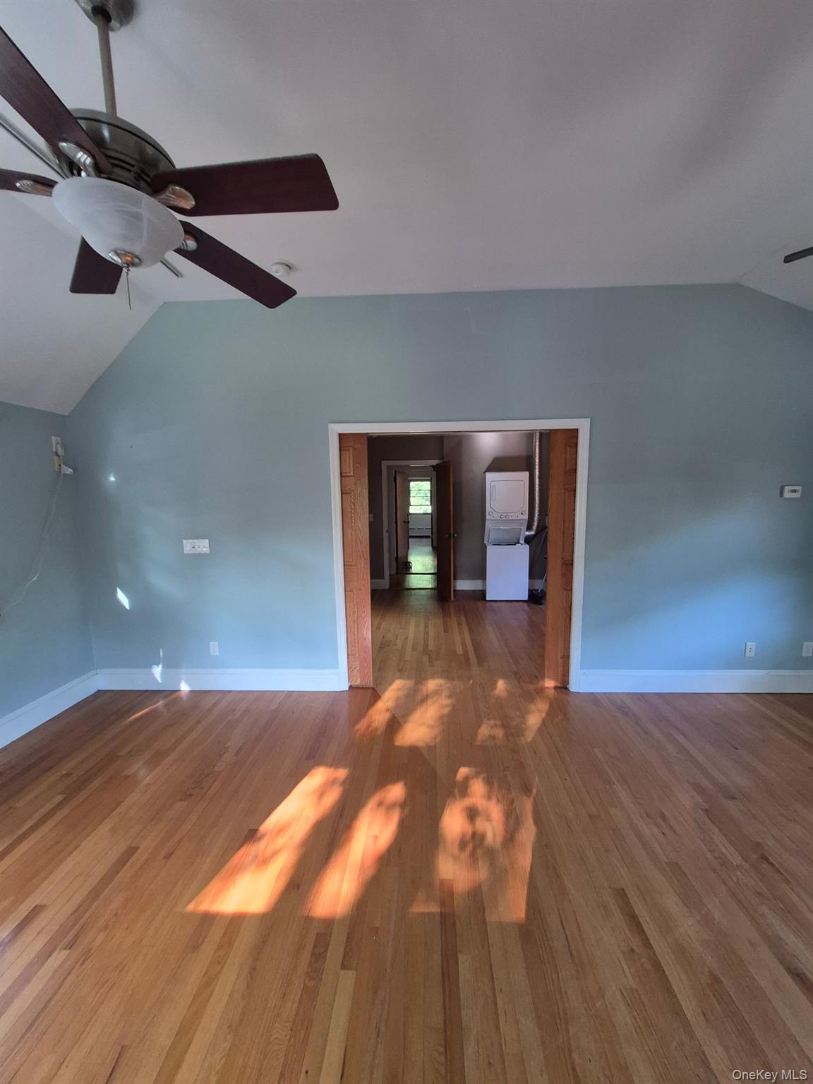 #7 photo, 3 Meadowbrook Drive, サフォーク郡 Huntington Station , NY 11746