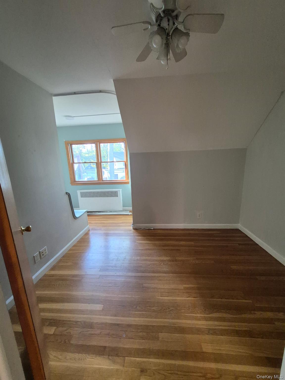 #8 photo, 3 Meadowbrook Drive, サフォーク郡 Huntington Station , NY 11746