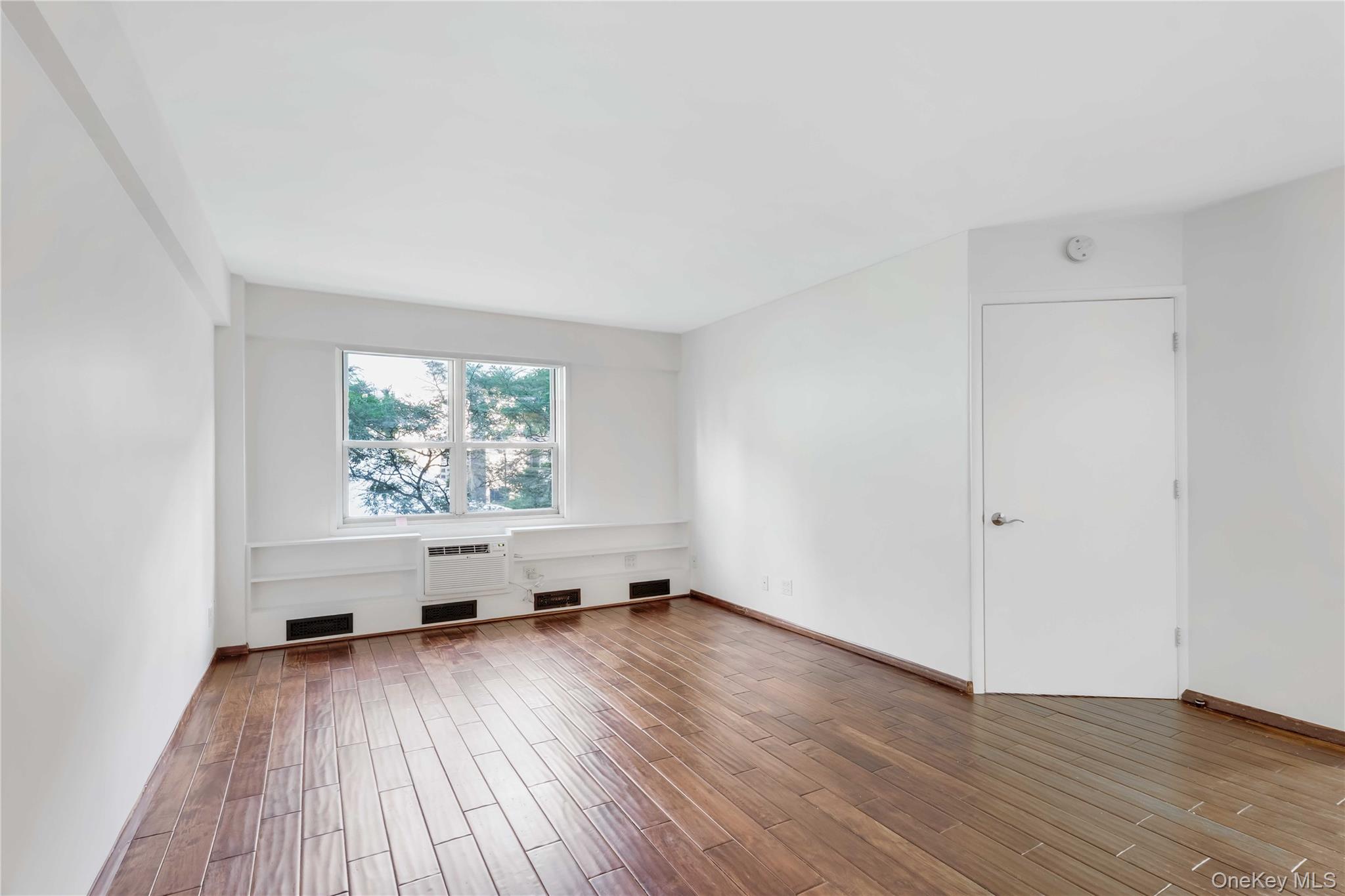 #1 photo, 40 Sutton Place, मैनहटन New York (Manhattan) , NY 10022