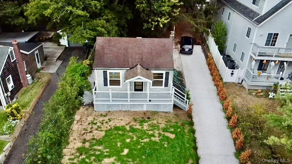 #13 photo, 765 Meadow Road, Smithtown , NY 11787