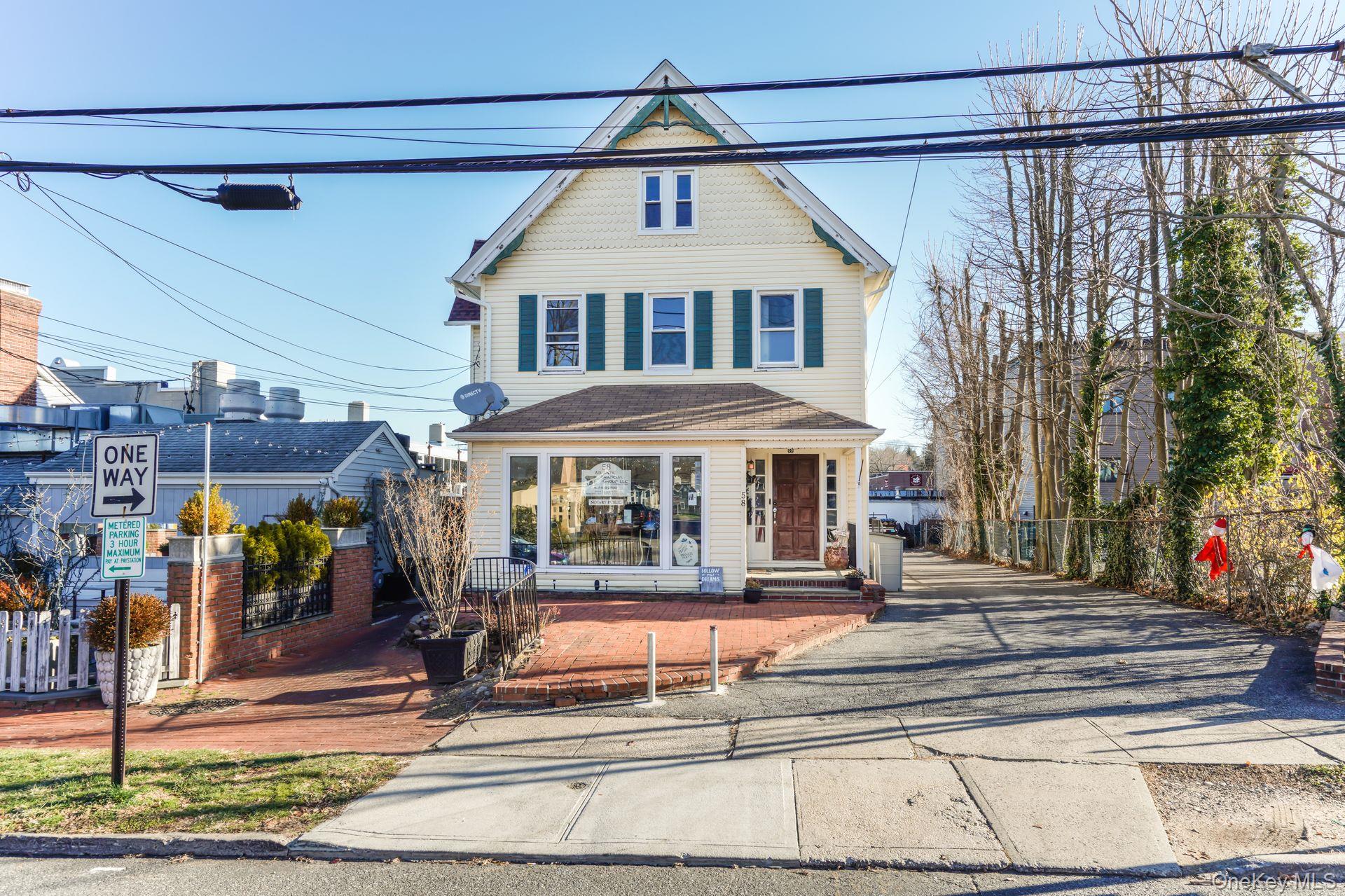 #1 photo, 58 New Street, सफ़ोक काउंटी Huntington , NY 11743