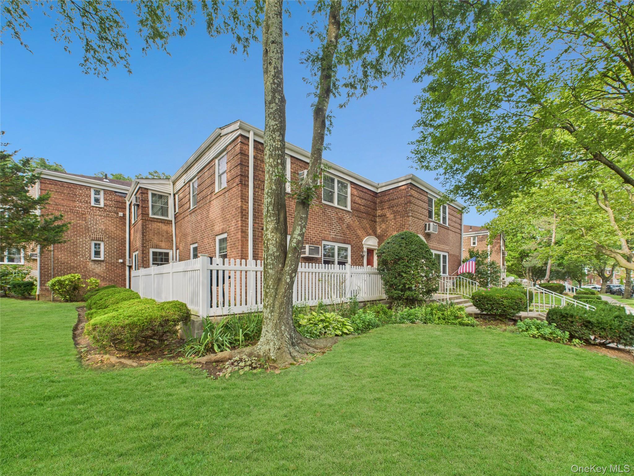 #1 photo, 22439 Kingsbury Avenue, 皇后區 Oakland Gardens , NY 11364