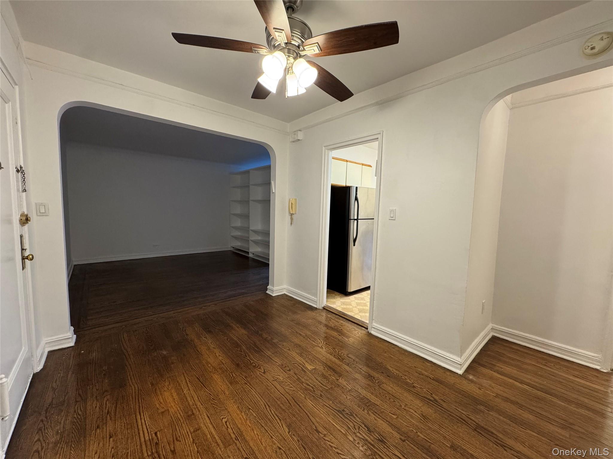 #3 photo, 69-10 Yellowstone blvd, クイーンズ区 Forest Hills , NY 11375