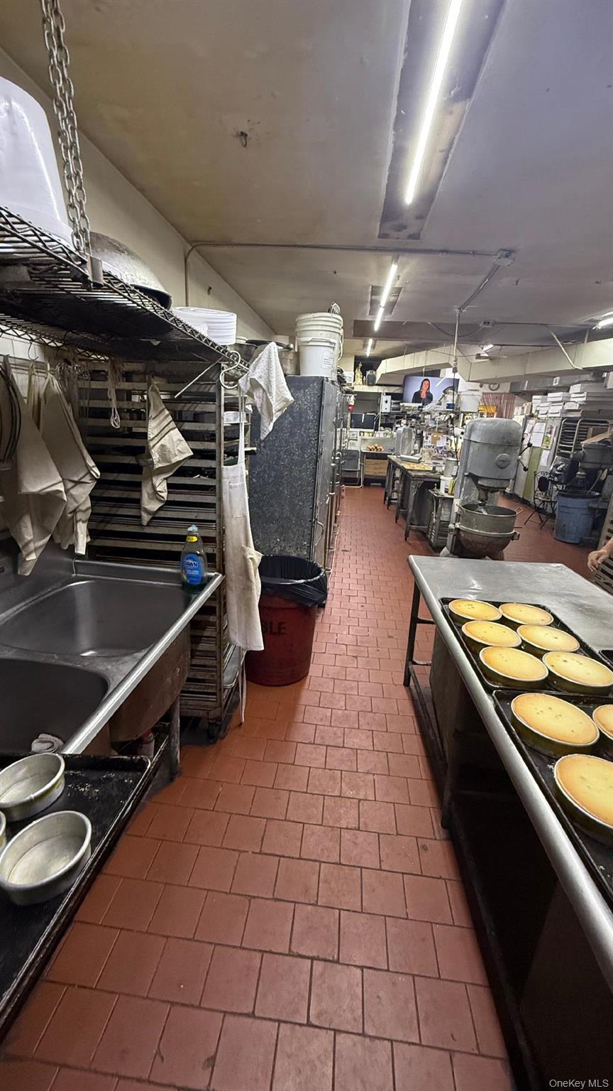 #11 photo, 772 Hempstead Turnpike, ナッソー郡 Franklin Square , NY 10010