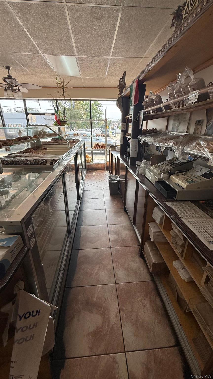 #3 photo, 772 Hempstead Turnpike, ナッソー郡 Franklin Square , NY 10010