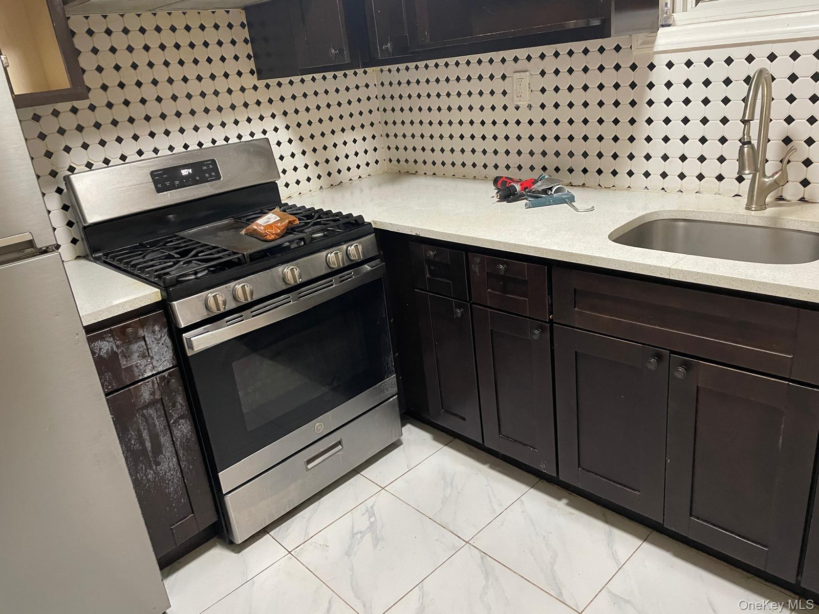 #10 photo, 8912 182nd Place, Hollis , NY 11423