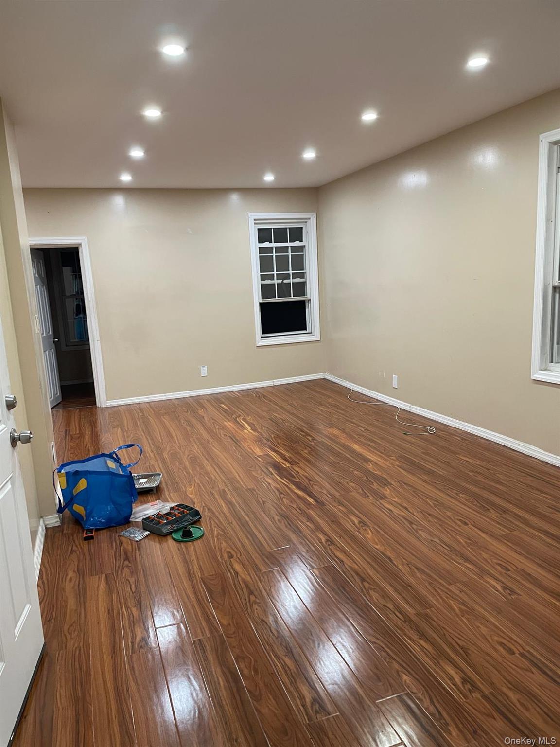 #5 photo, 8912 182nd Place, Hollis , NY 11423