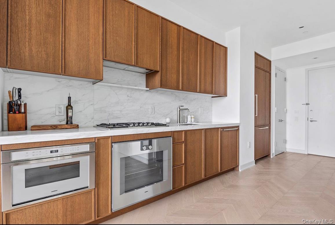 #20 photo, 180 Front Street, Brooklyn , NY 11201