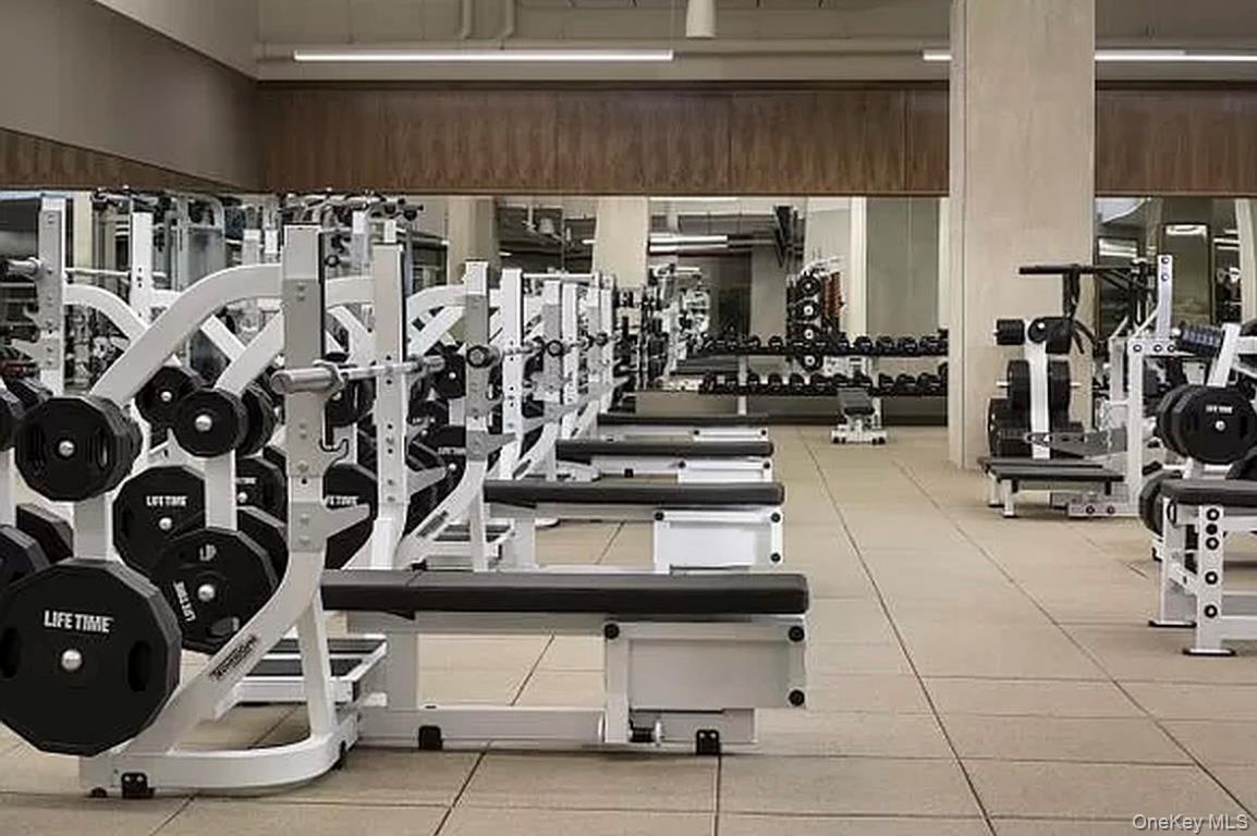 #4 photo, 180 Front Street, Brooklyn , NY 11201