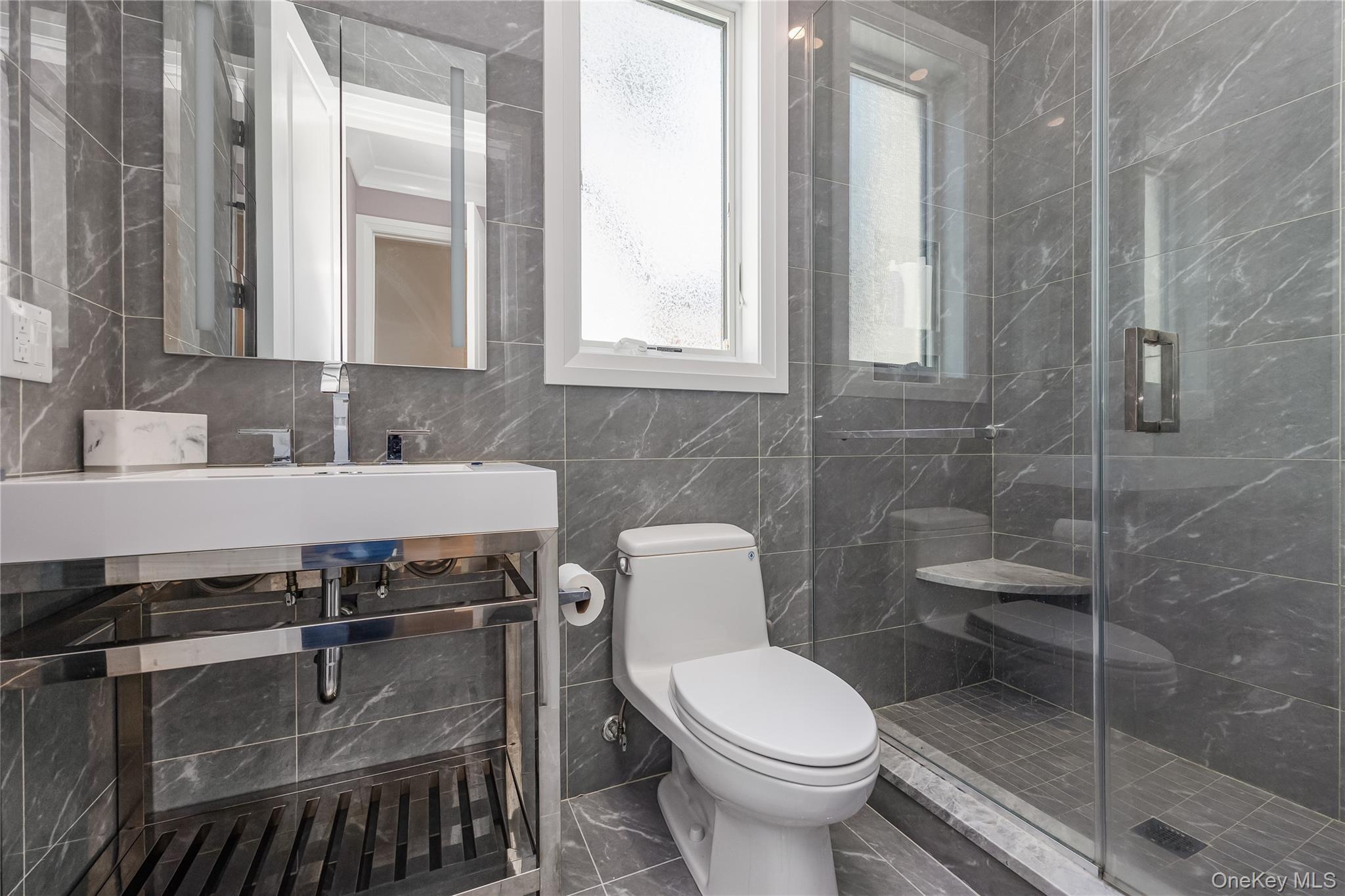 #14 photo, 190-22 Nero Avenue, クイーンズ区 Hollis , NY 11423