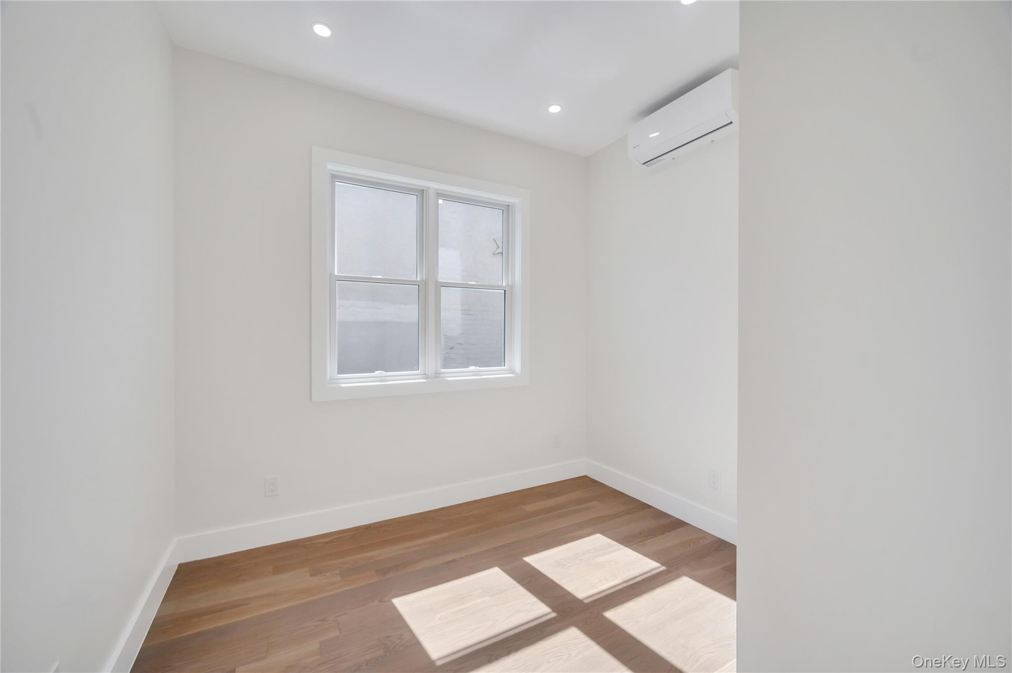 #8 photo, 157 25th Street, ブルックリン区 Brooklyn , NY 11232