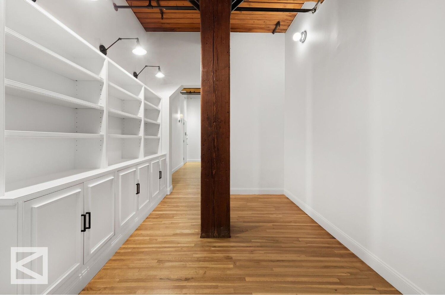 #9 photo, 205 E 22ND Street, マンハッタン Gramercy Park , NY 10010