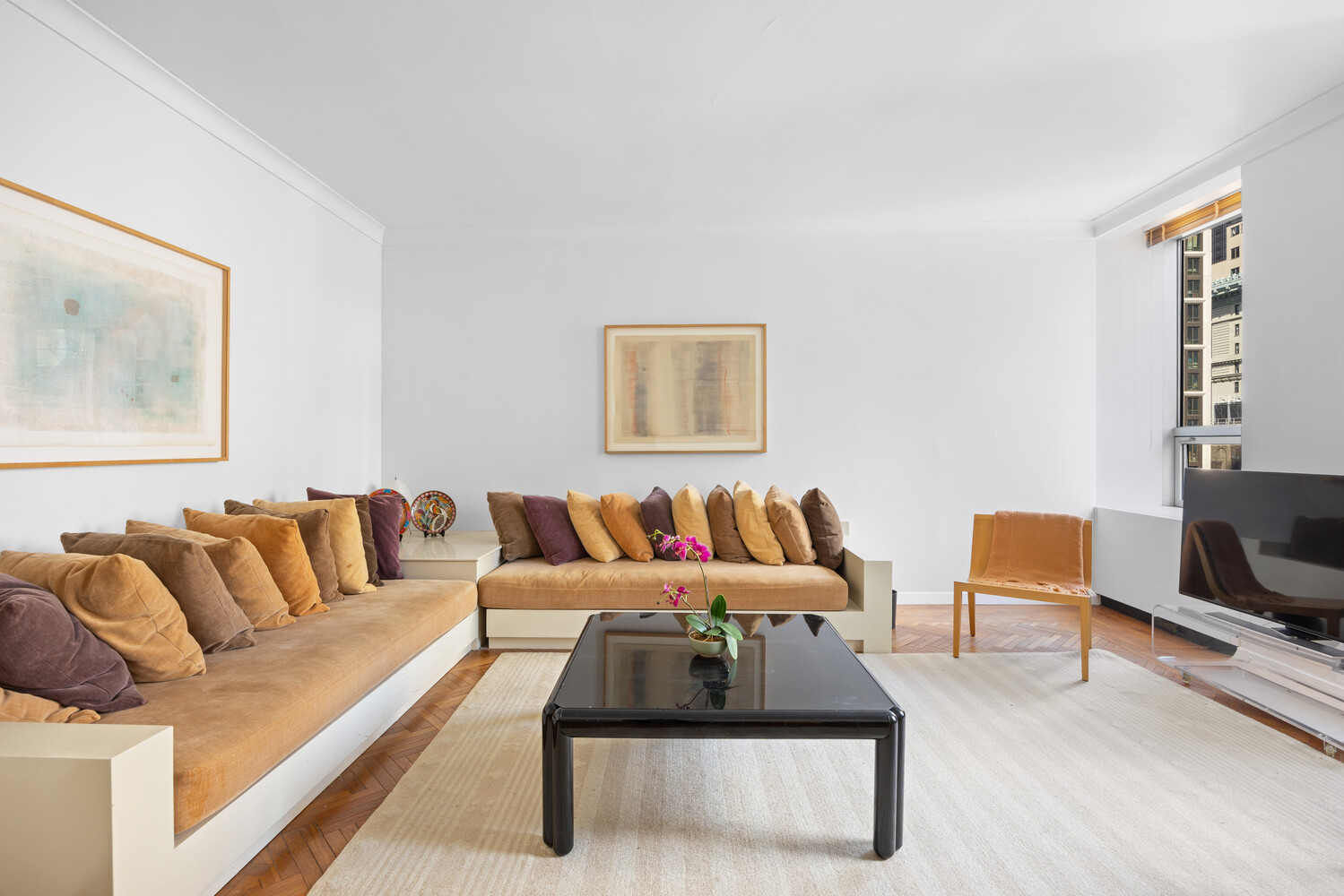 #1 photo, 15 W 53RD Street, मैनहटन Midtown , NY 10019